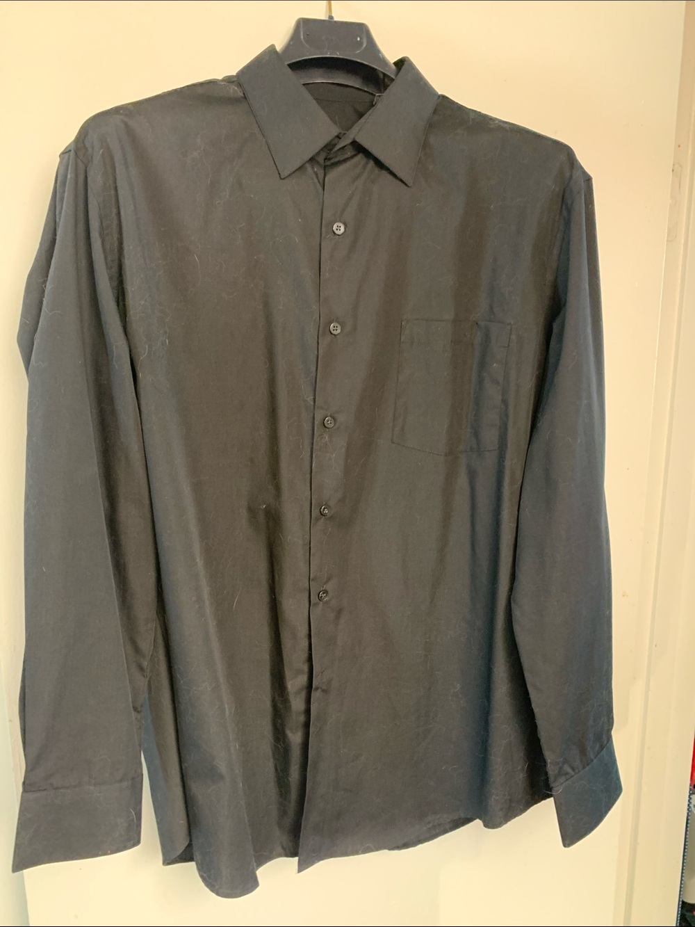 Van Heusen Black Long-Sleeve Dress Shirt with Chest Pocket